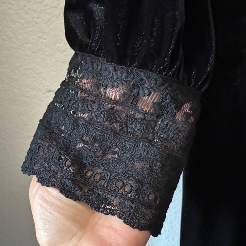 ANOTHER LOVE BLACK VELVET DRESS W/LACE TRIM, XL - Picture 3 of 4